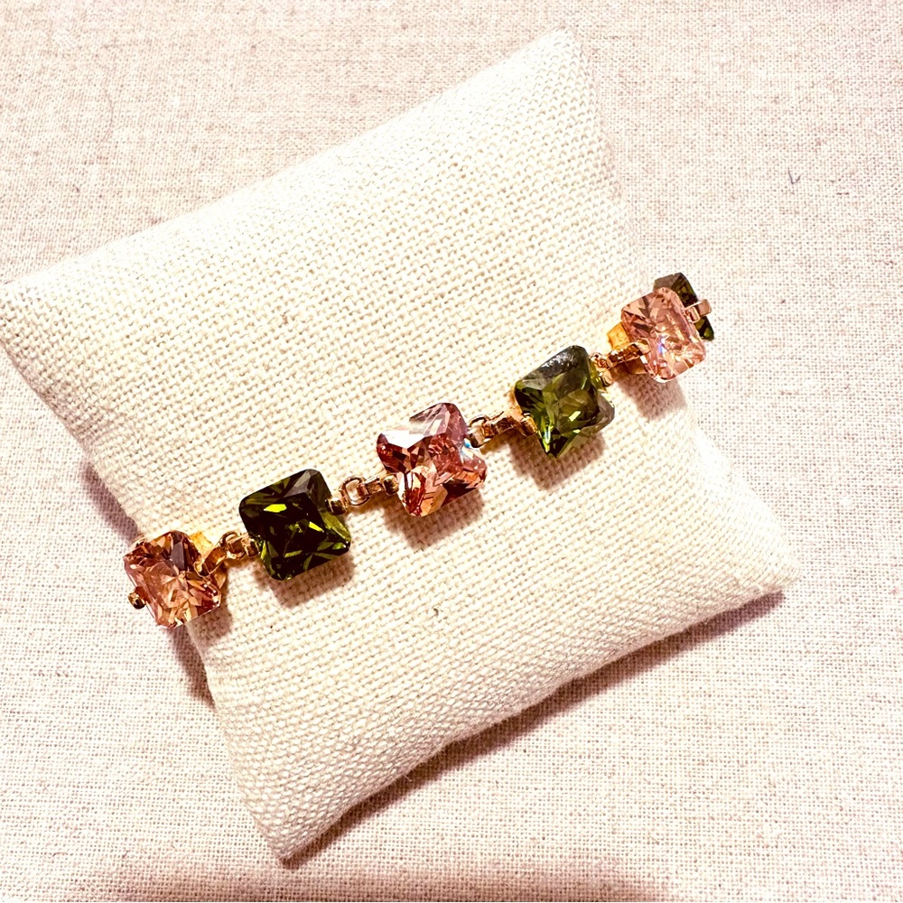 Vintage | Bracelet | Peach & Peridot Crystal Stone Bracelet